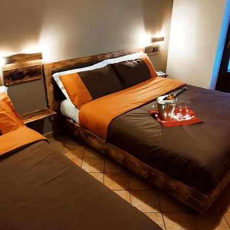 Altopiano Delle Rocche Hotell