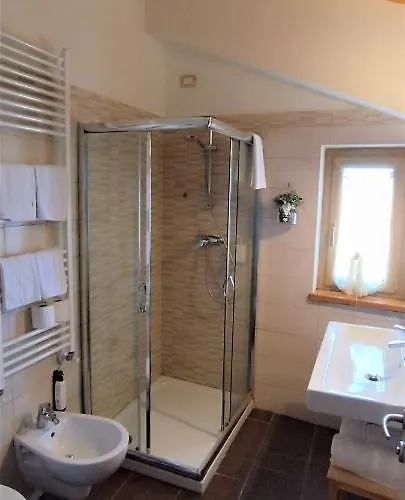 Altopiano Delle Rocche Otel